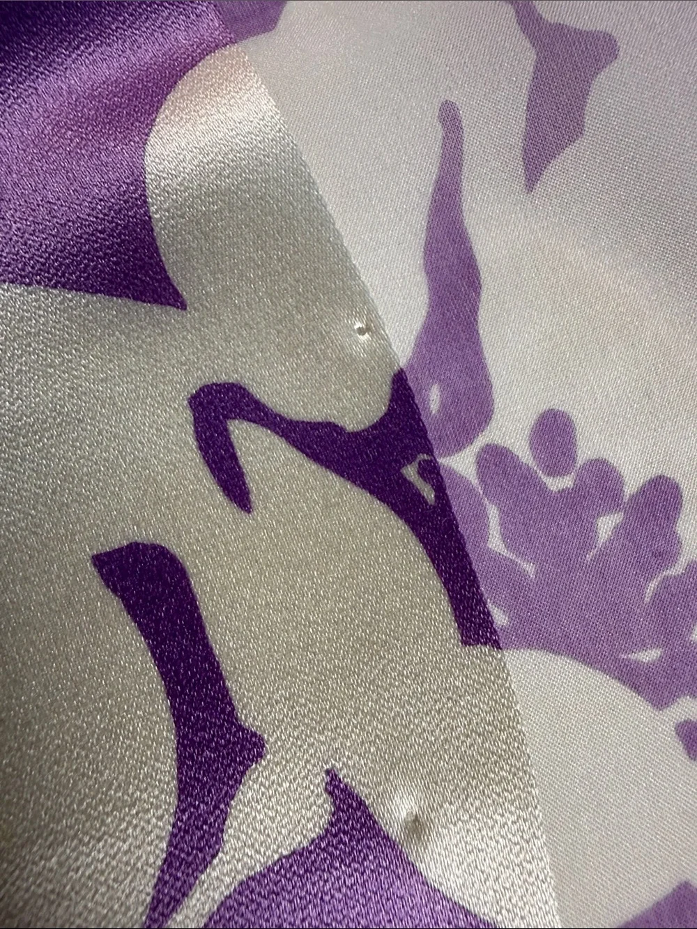 Vintage ca 1980-90, Valentino Lavender and Black Floral Silk scarf